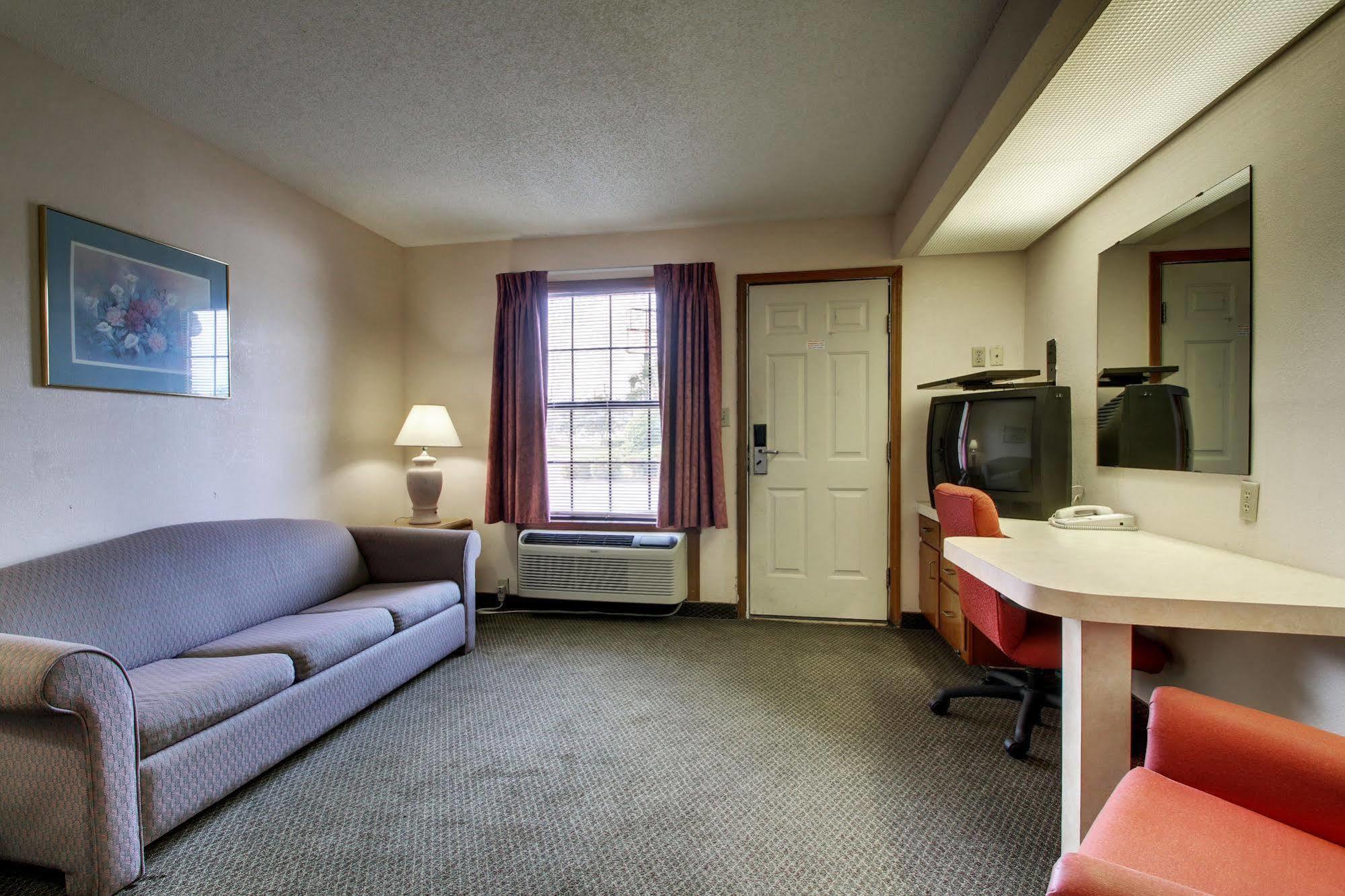 Del Sol - Pensacola Motel